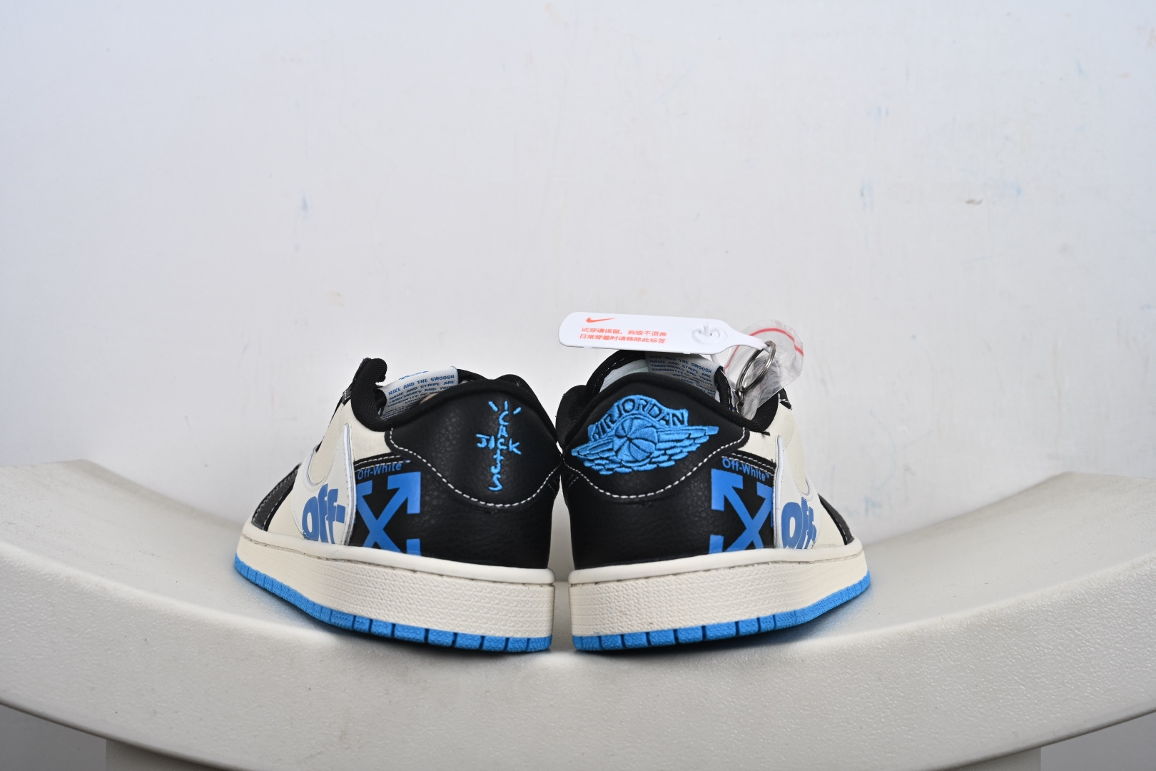 Nike AIR JORDAN 1HI ZOOM AIR乔1倒钩联名款 低帮文化休闲板鞋 XB1979-024