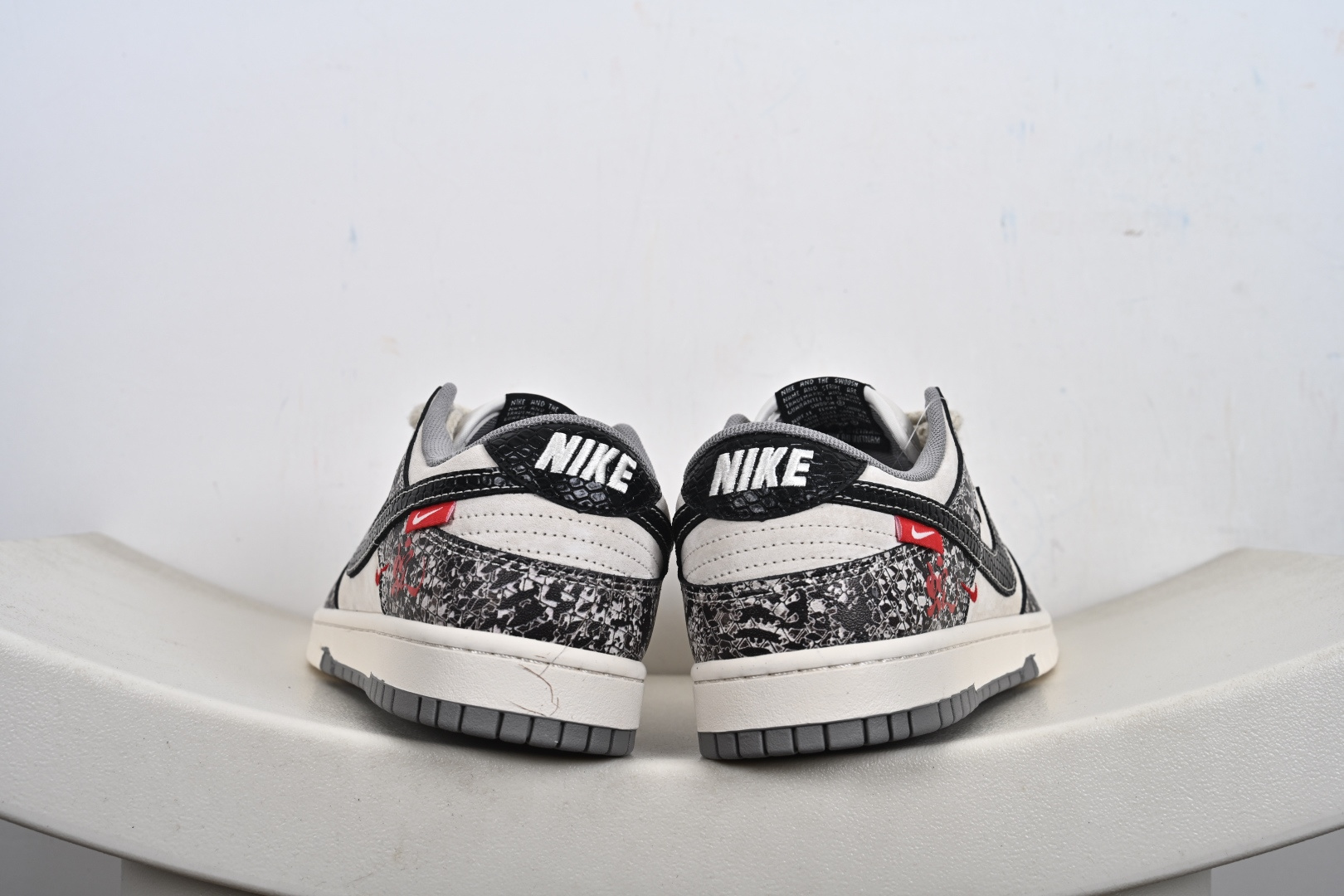 Nike SB Dunk Low 周年端高定制 低休帮闲板鞋 YX5066-258