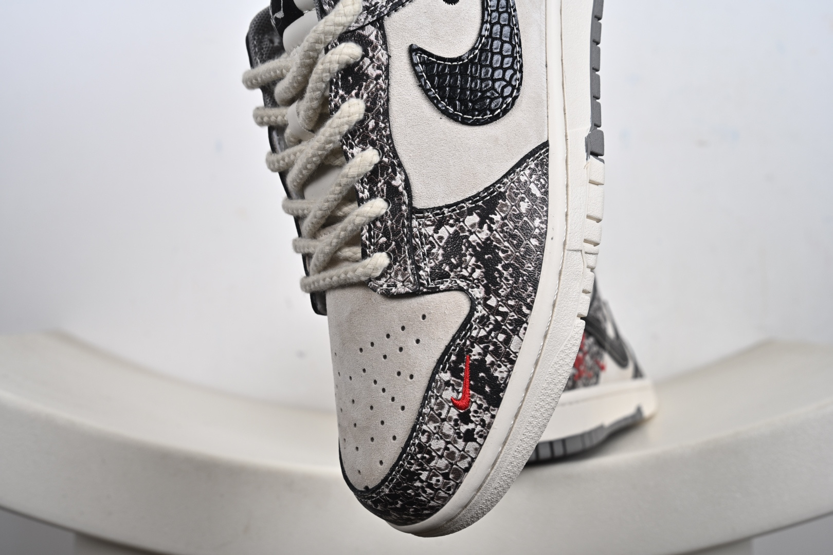 Nike SB Dunk Low 周年端高定制 低休帮闲板鞋 YX5066-258