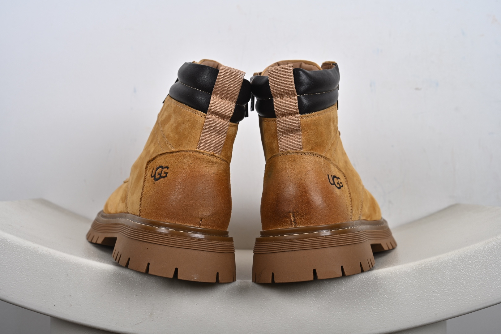 UGG Tasman Weather Hybrid 塔斯曼混合系列 2024秋冬新品中帮轻量休闲马丁靴 U5618M