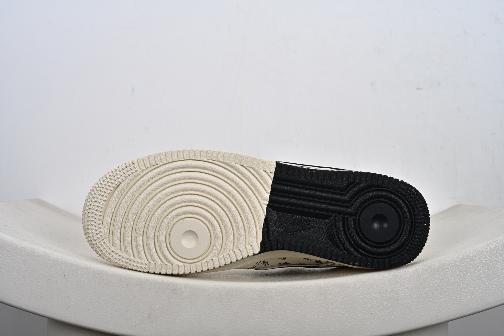 NIke Air Force 1 '07 Low 空军一号低帮 运动鞋 休闲鞋 DF0188-109