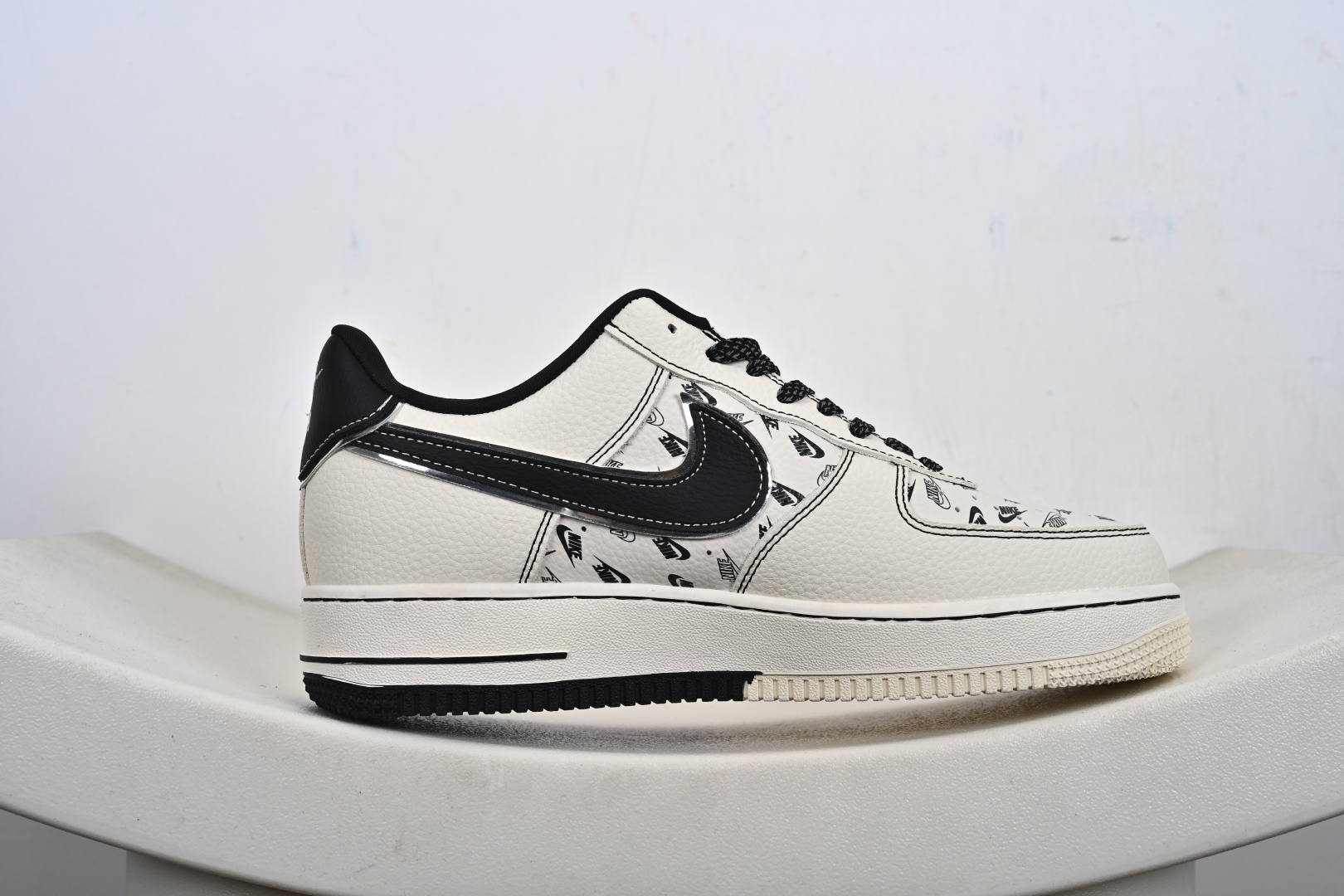 NIke Air Force 1 '07 Low 空军一号低帮 运动鞋 休闲鞋 DF0188-109