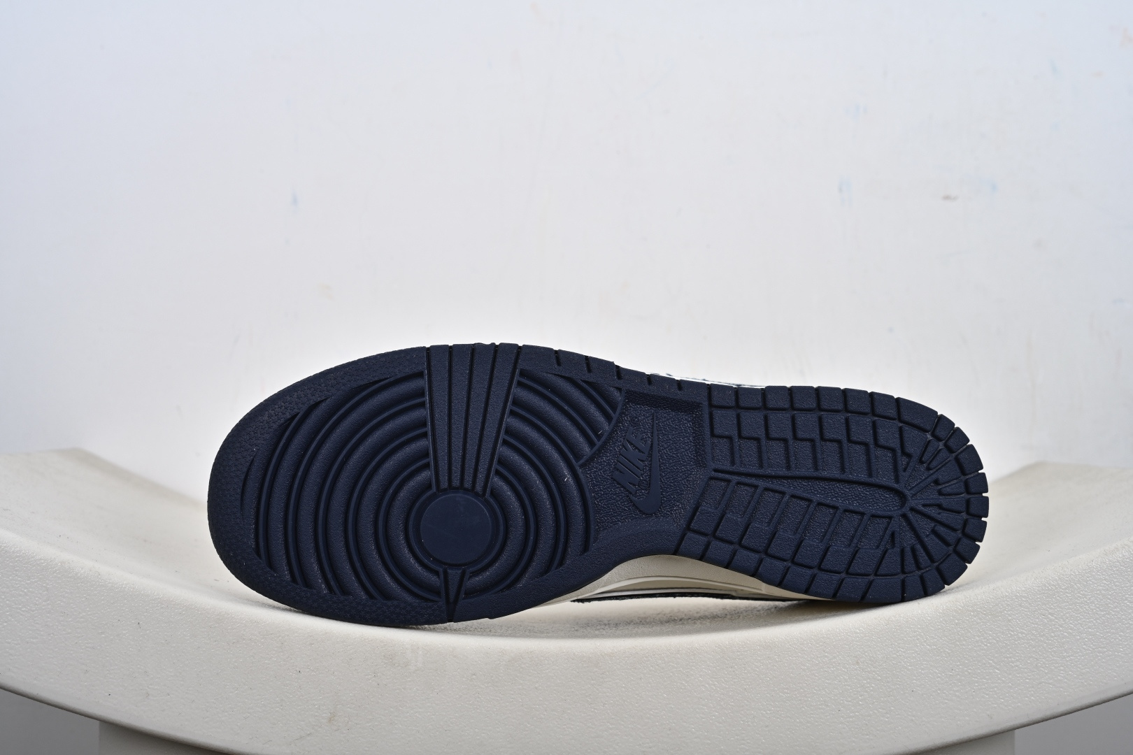 Nike SB Dunk Low“ LV联名—米灰蓝牛仔” 周年高端定制 低帮休闲板鞋 DN3168-001