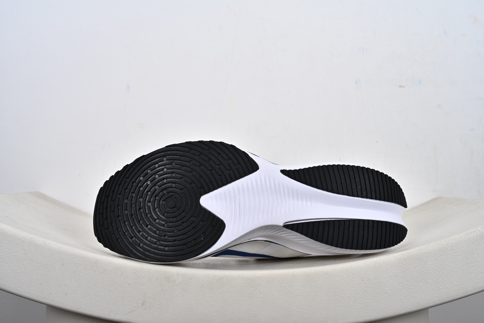 Nike ZOOM Plus LV联名 飞马跑步鞋 CK4318-159