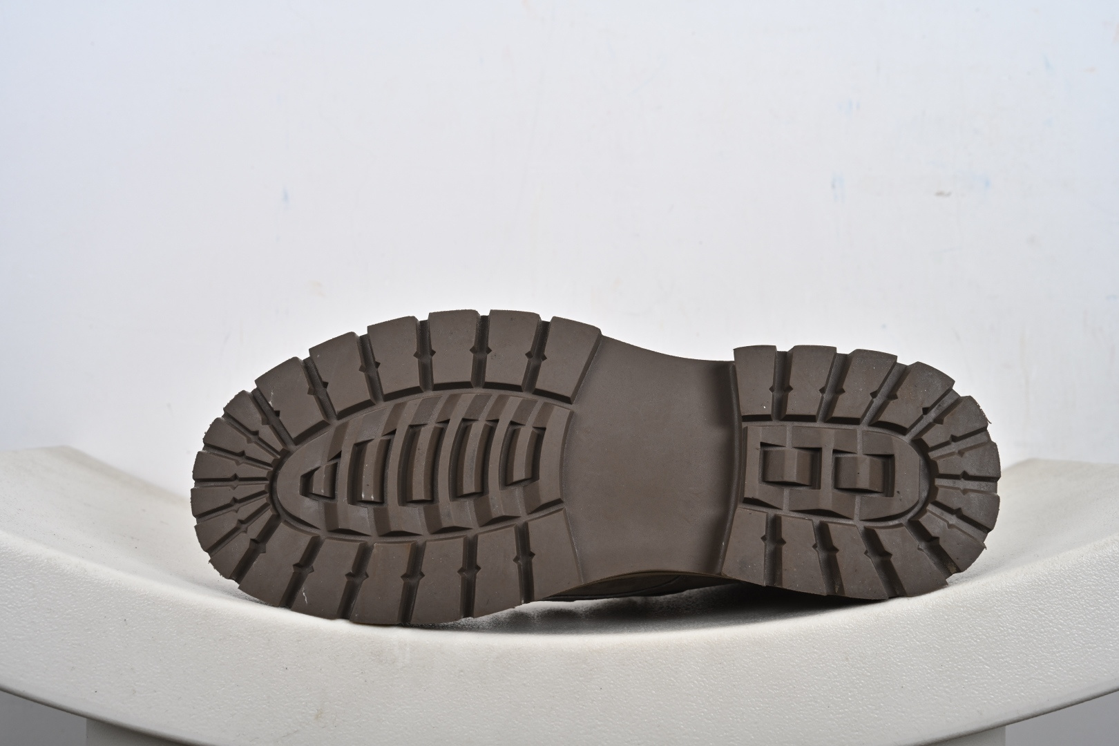 280 Ecco 爱步适酷系列工装真皮防滑厚底大黄靴 638908