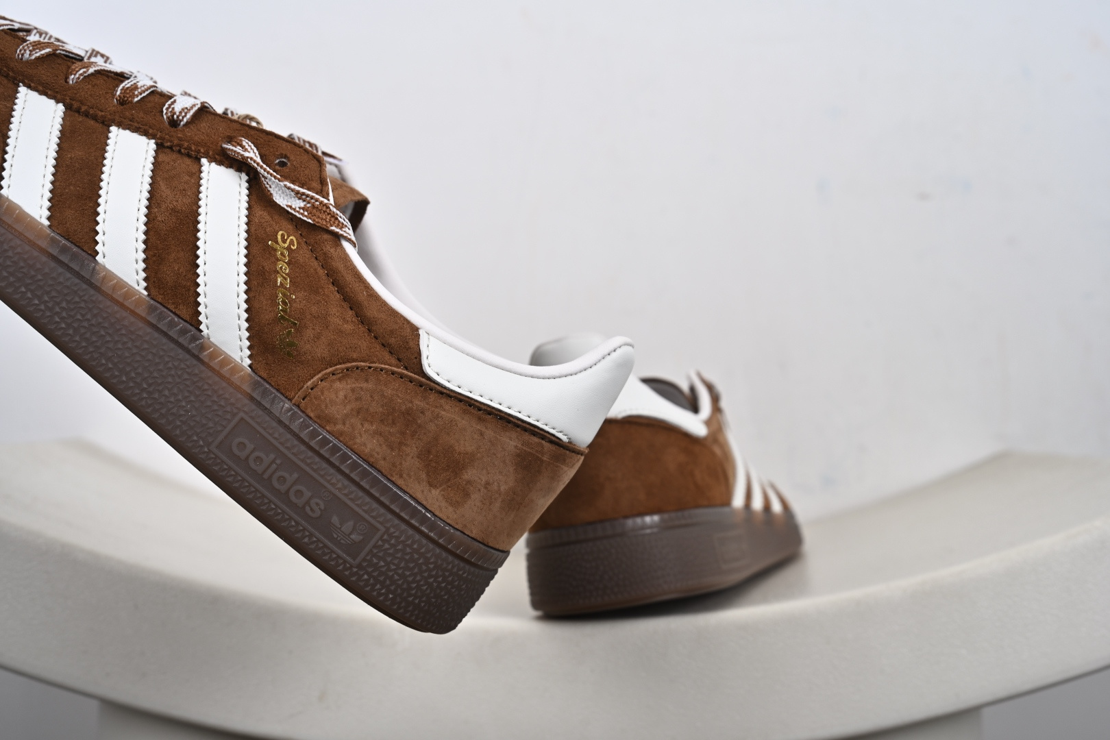 Adidas Handball Spezial KI5938 阿迪达斯经典款复古休闲板鞋 Adidas Handball Spezial KI5938 阿迪达斯经典款复古休闲板鞋