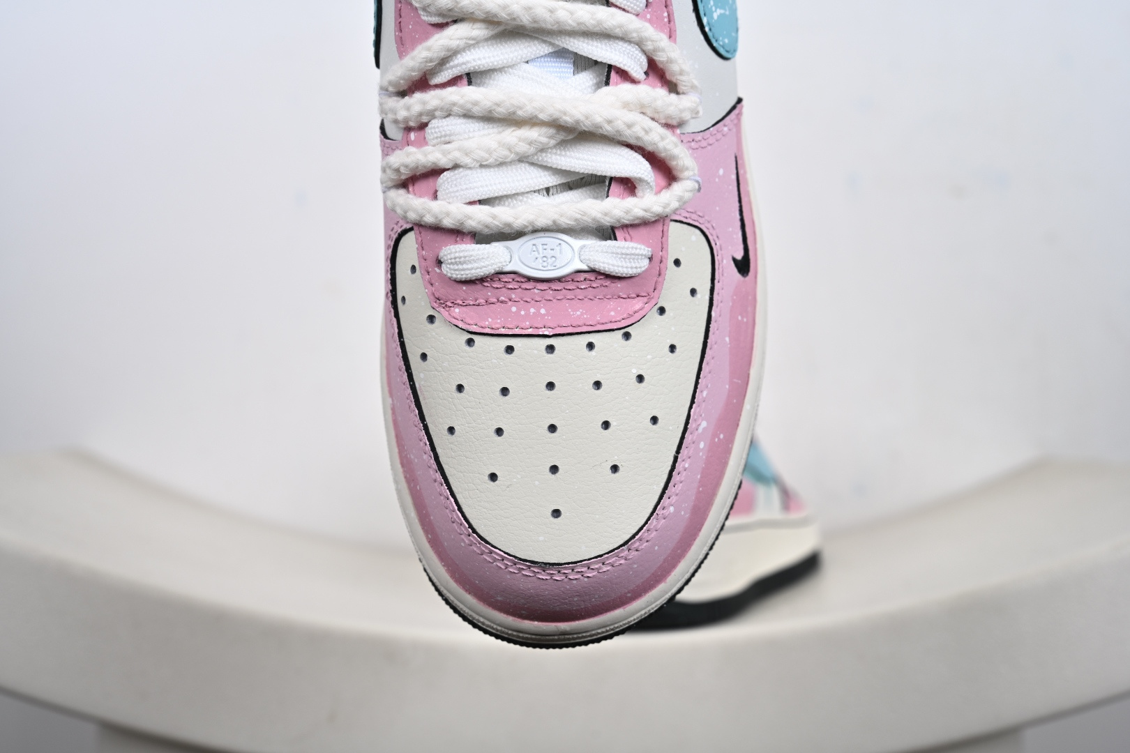 定制版Nike Air Force 1'07 Low ”Sweetheart Cream” 手绘涂鸦 甜心奶霜 空军一号低帮休闲板鞋 FB1839-919 定制版Nike Air Force 1'07 Low ”Sweetheart Cream” 手绘涂鸦 甜心奶霜 空军一号低帮休闲板鞋 FB1839-919