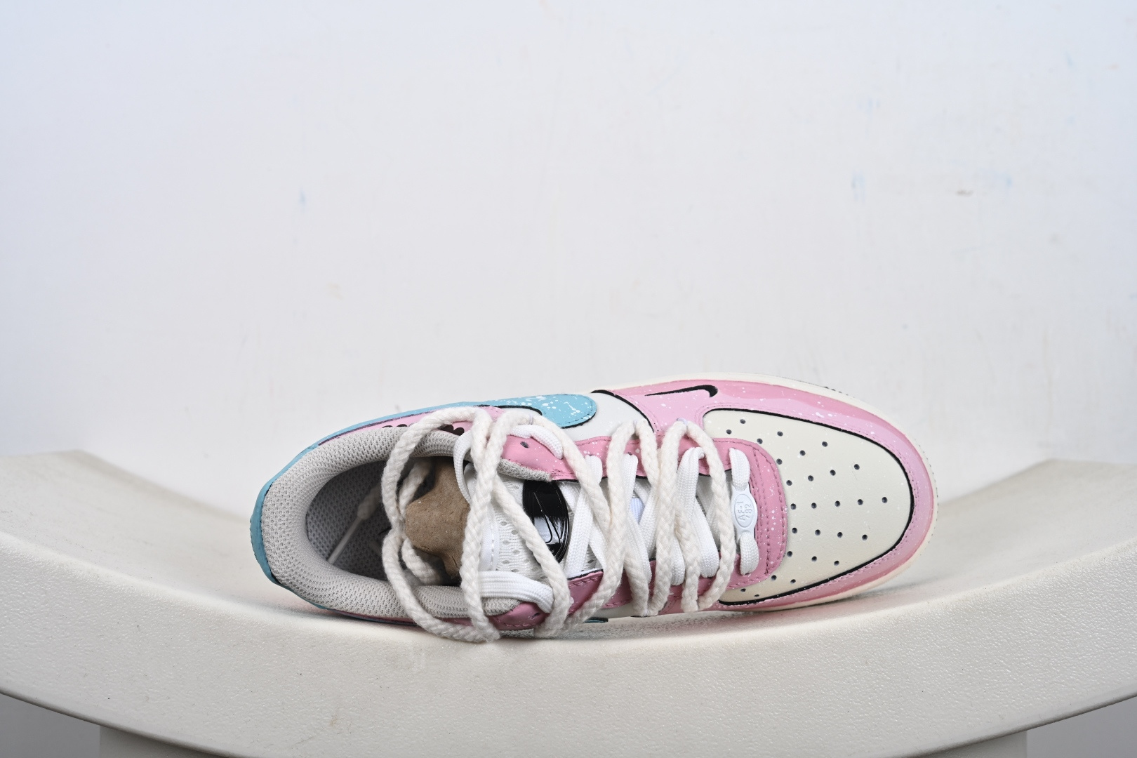 定制版Nike Air Force 1'07 Low ”Sweetheart Cream” 手绘涂鸦 甜心奶霜 空军一号低帮休闲板鞋 FB1839-919 定制版Nike Air Force 1'07 Low ”Sweetheart Cream” 手绘涂鸦 甜心奶霜 空军一号低帮休闲板鞋 FB1839-919