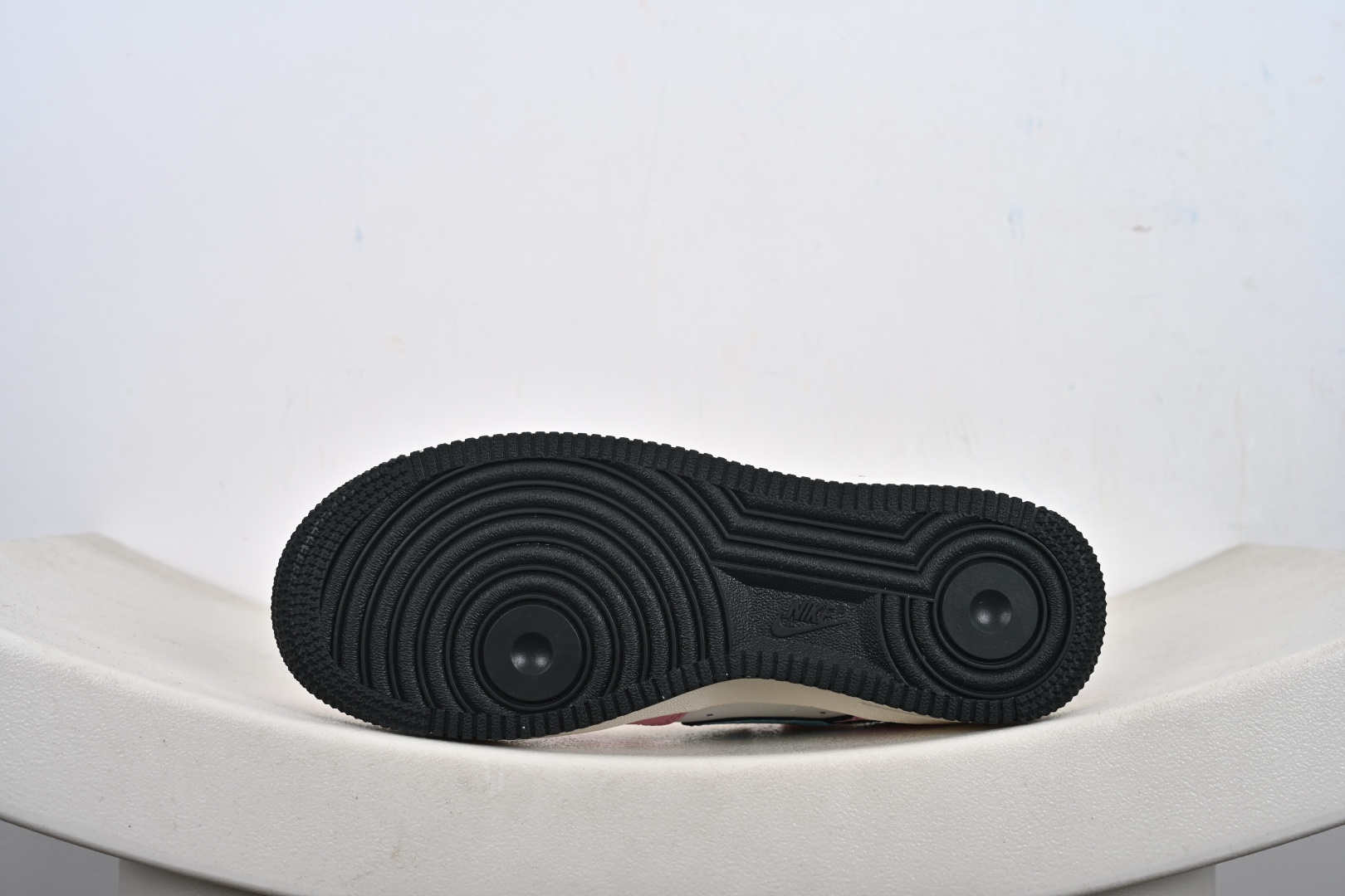 定制版Nike Air Force 1'07 Low ”Sweetheart Cream” 手绘涂鸦 甜心奶霜 空军一号低帮休闲板鞋 FB1839-919 定制版Nike Air Force 1'07 Low ”Sweetheart Cream” 手绘涂鸦 甜心奶霜 空军一号低帮休闲板鞋 FB1839-919