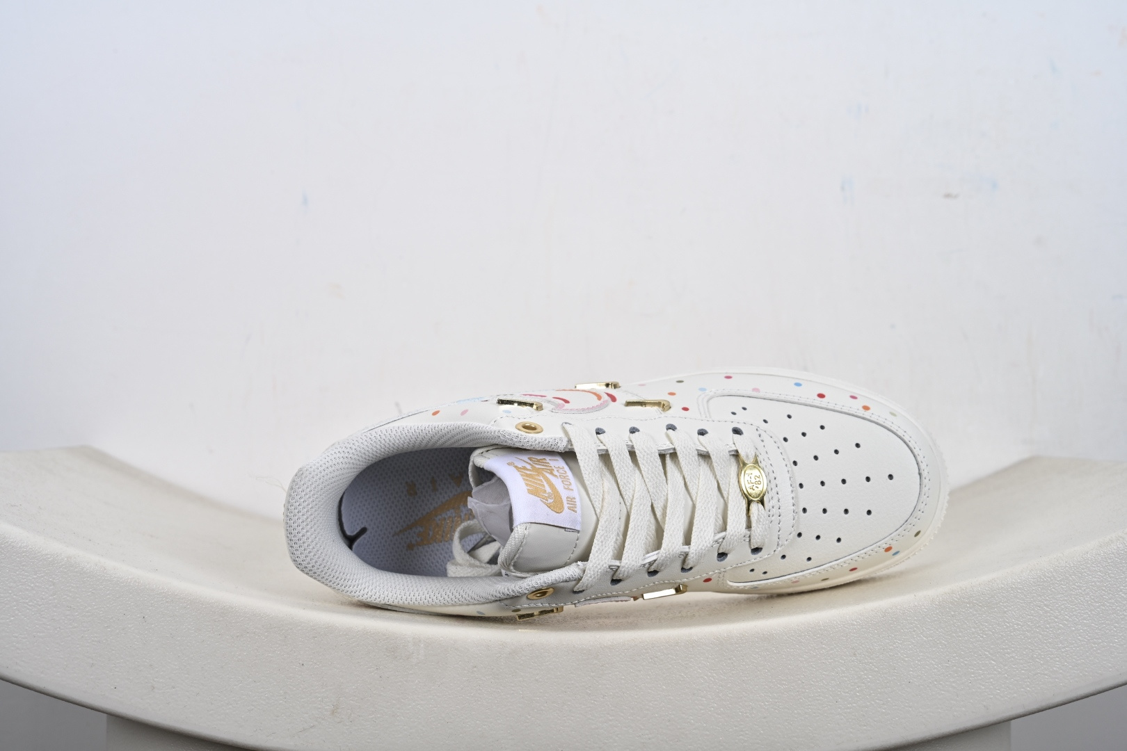 爆款定制 二次元主题 Nike Air Force 1 Low’07 四勾彩喷 空军一号低帮休闲板鞋 ZH0316-151