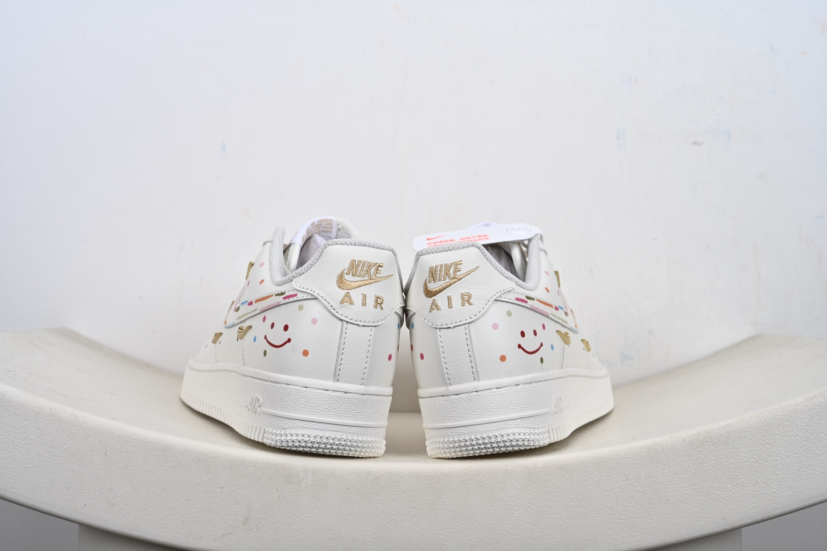爆款定制 二次元主题 Nike Air Force 1 Low’07 四勾彩喷 空军一号低帮休闲板鞋 ZH0316-151