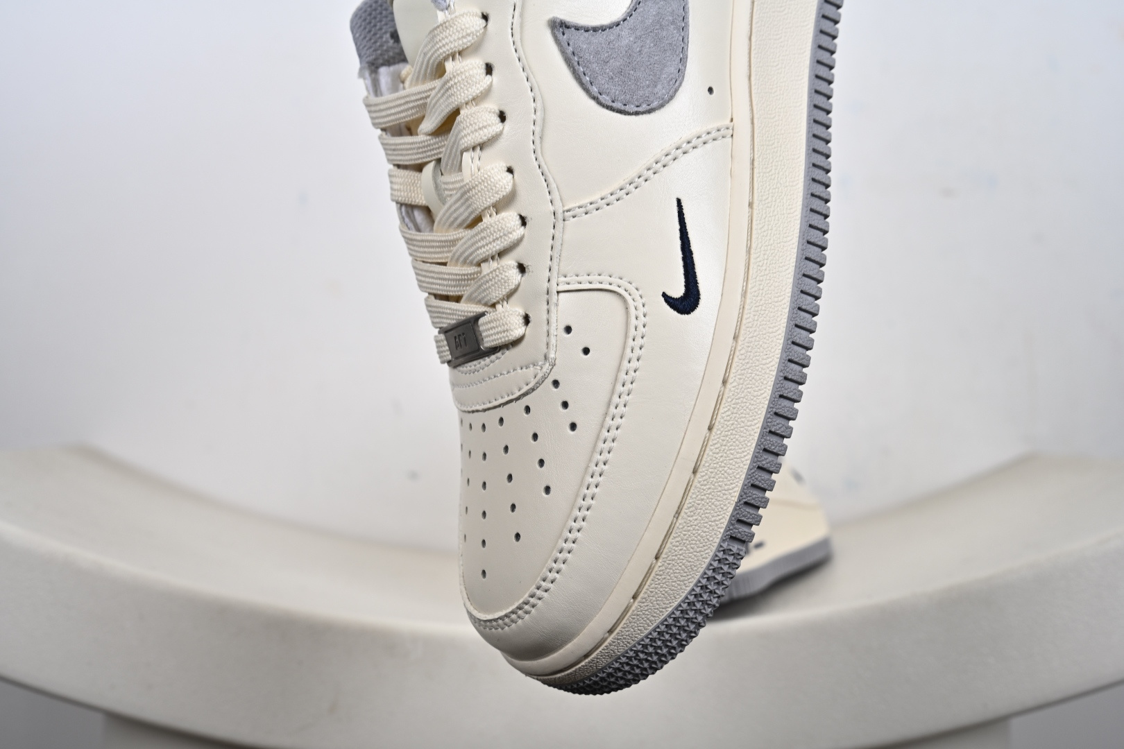 Nike AIR FORCE 1 定制联名 NH0601-581