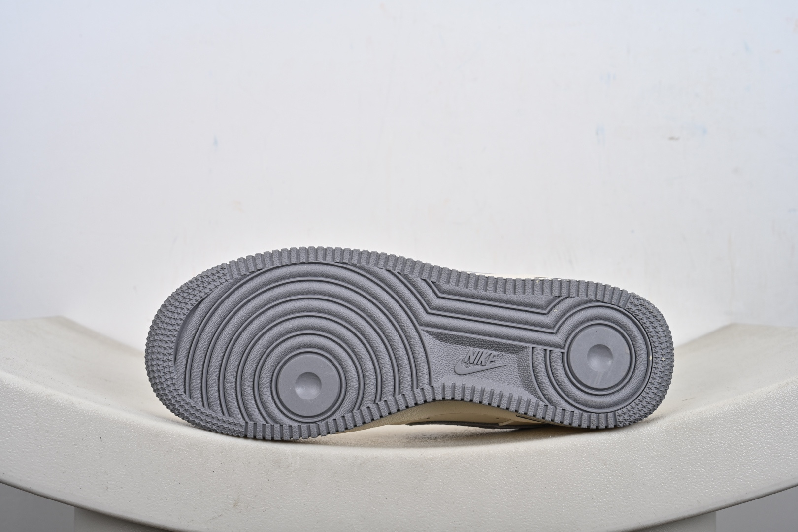 Nike AIR FORCE 1 定制联名 NH0601-581