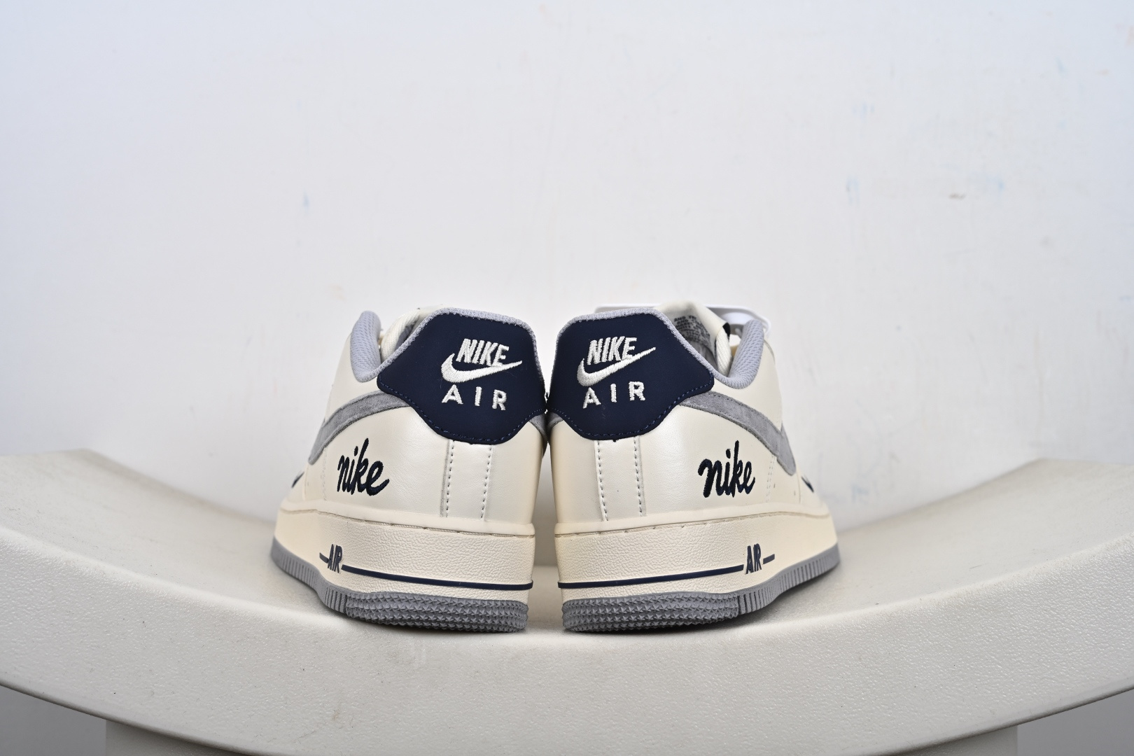 Nike AIR FORCE 1 定制联名 NH0601-581