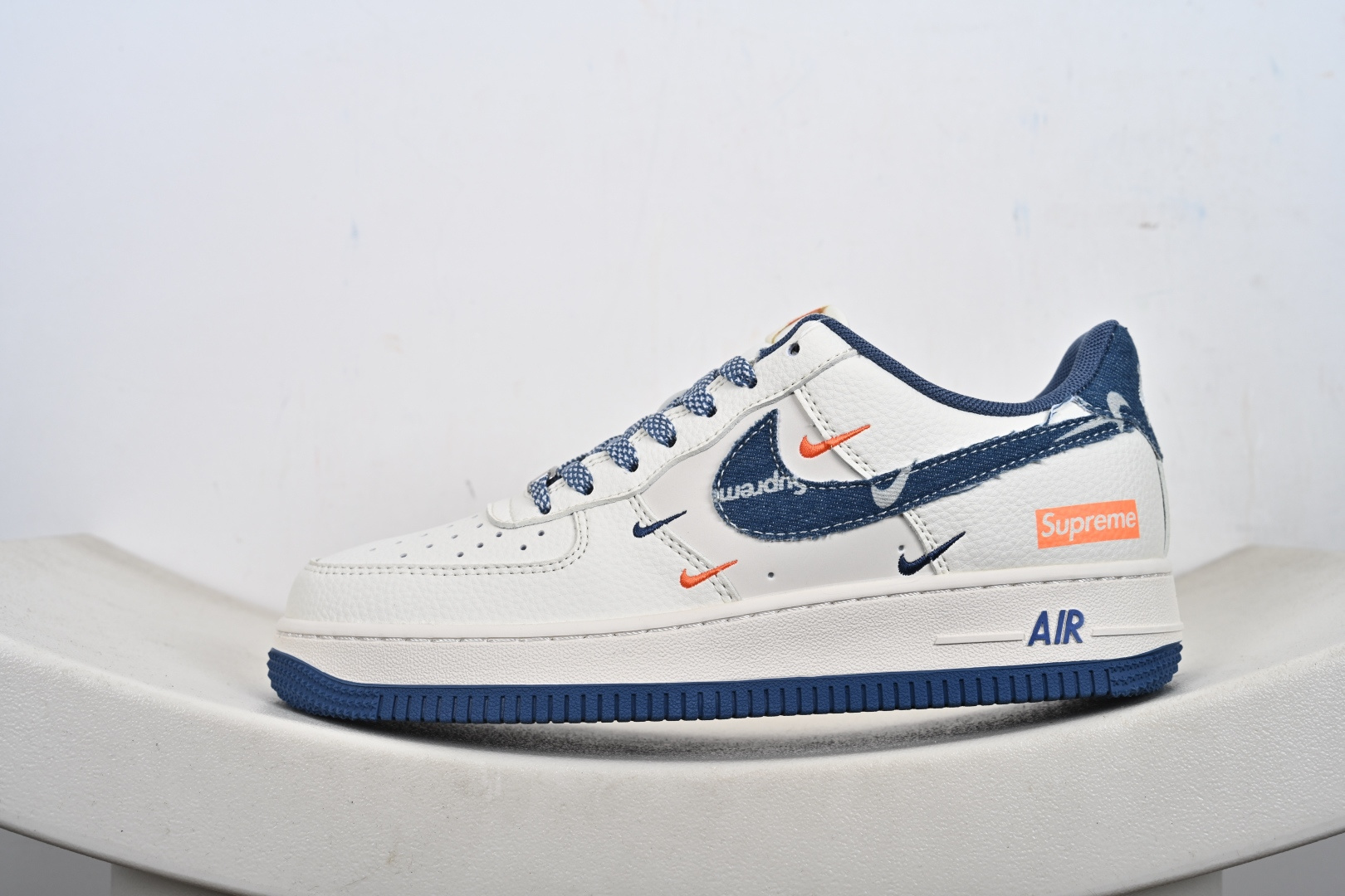 Nike Air Force1 07 low supreme联名 定制空军 QW5606-263