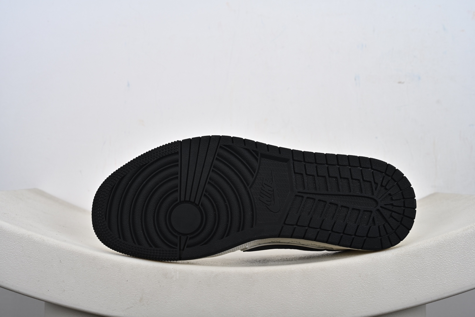 Nike Air Jordan 1 Low C定制配色 定制AJ联名-高端定制 低帮复古文化板鞋 CS5288-504