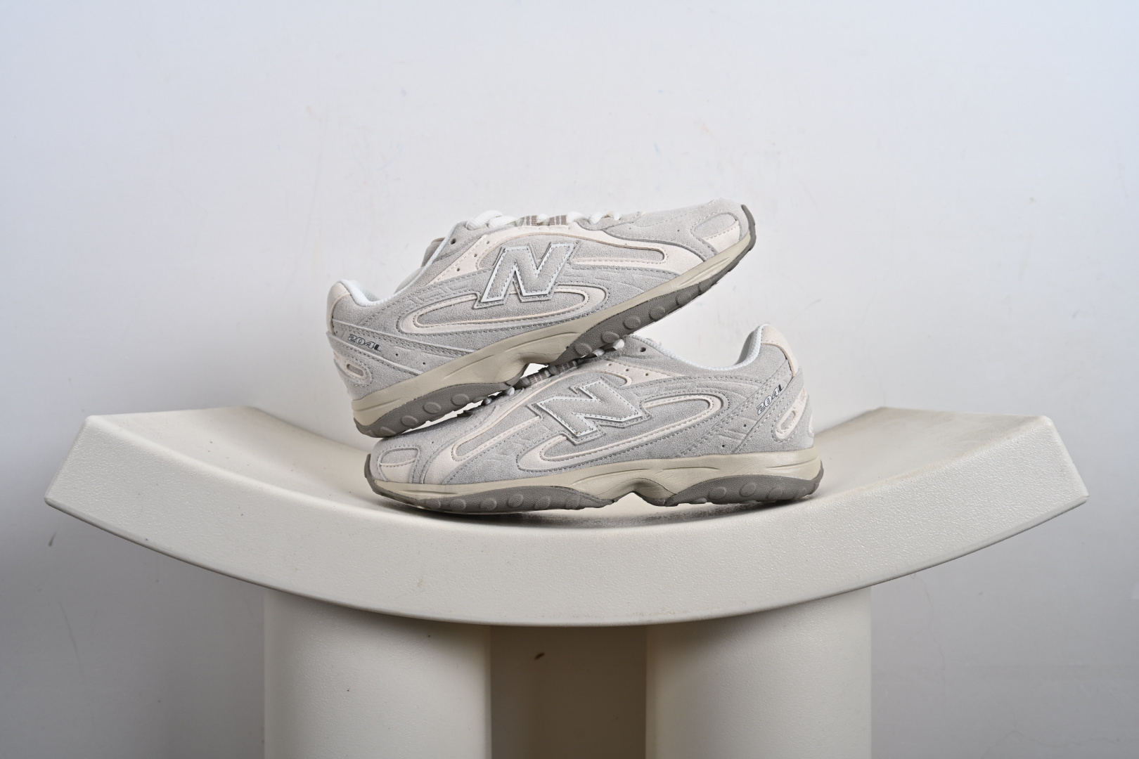 180 New Balance 204L系列 新百伦 薄底鞋 薄底皮质鞋带德训系 减震耐磨包裹性支撑轻便 低帮 生活休闲鞋 U204LMMA U204LSWD U204LMMC U204LSWB U204LMMD U204LMMB-Chinese UA Cheap High Quatity Brand Clothes Bags handbags Sneakers wholesale wholesaler seller from China Factory suppliers Fashion Clothing Shoes best Quality Beautiful Price 180 New Balance 204L系列 新百伦 薄底鞋 薄底皮质鞋带德训系 减震耐磨包裹性支撑轻便 低帮 生活休闲鞋 U204LMMA U204LSWD U204LMMC U204LSWB U204LMMD U204LMMB