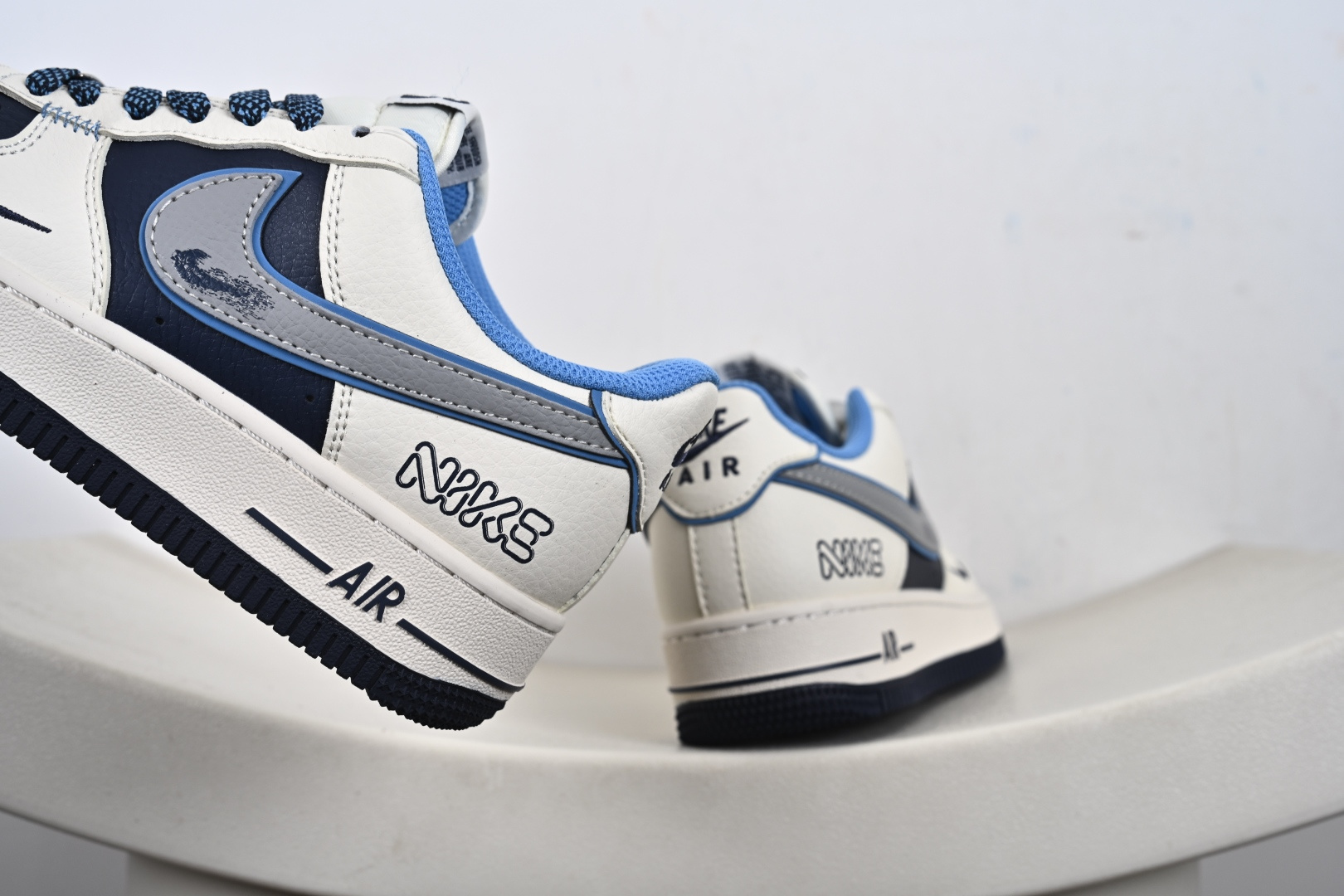 NIke Air Force 1 '07 Low “NIKE蓝-米蓝拼接”空军一号 低帮 运动鞋 JP8028-067 NIke Air Force 1 '07 Low “NIKE蓝-米蓝拼接”空军一号 低帮 运动鞋 JP8028-067