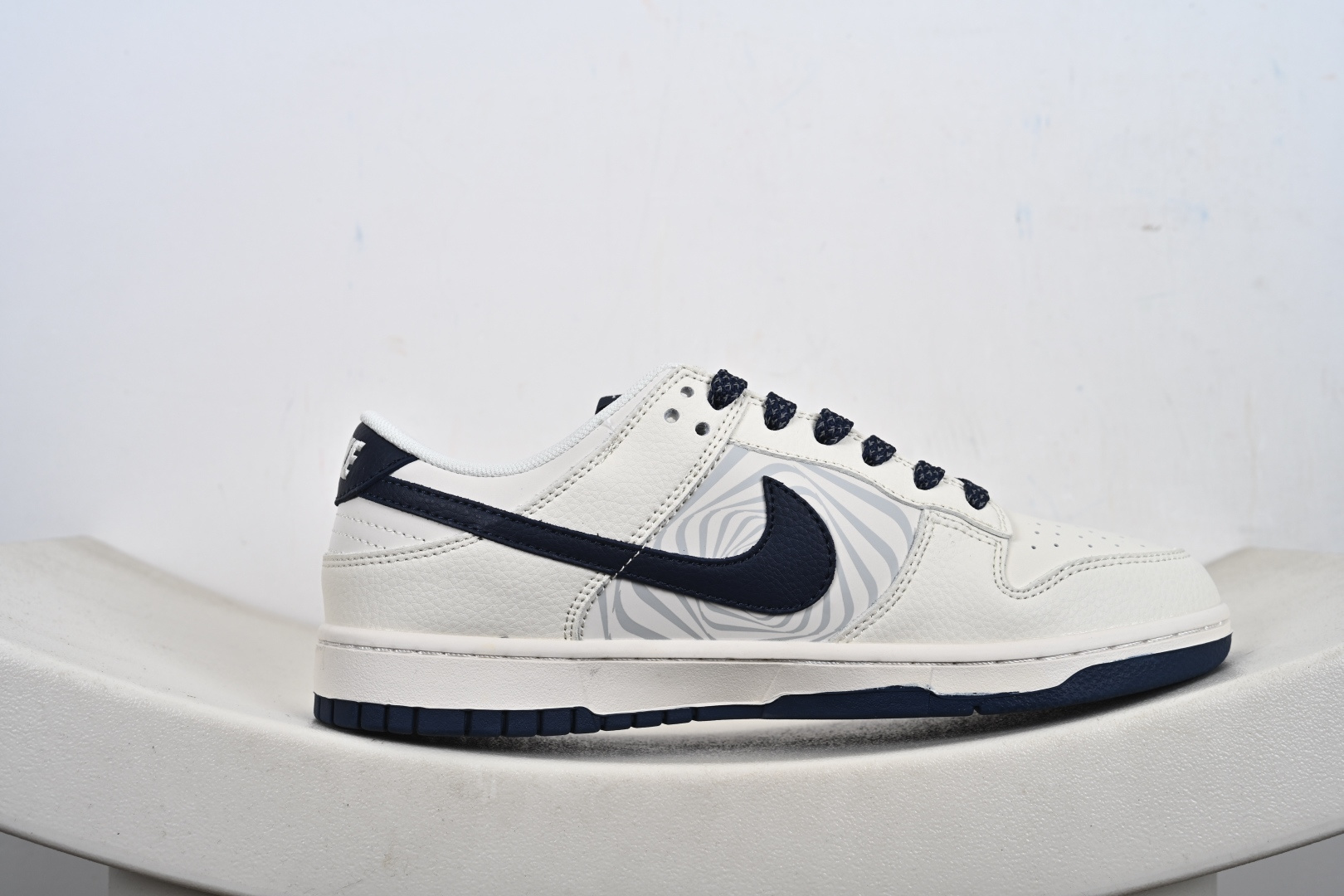 定制版NK Dunk Low 高端定制 低帮休闲板鞋 QW5836-030