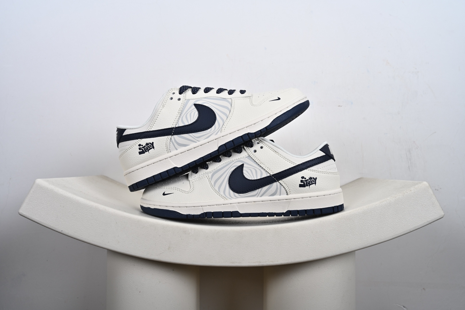 定制版NK Dunk Low 高端定制 低帮休闲板鞋 QW5836-030