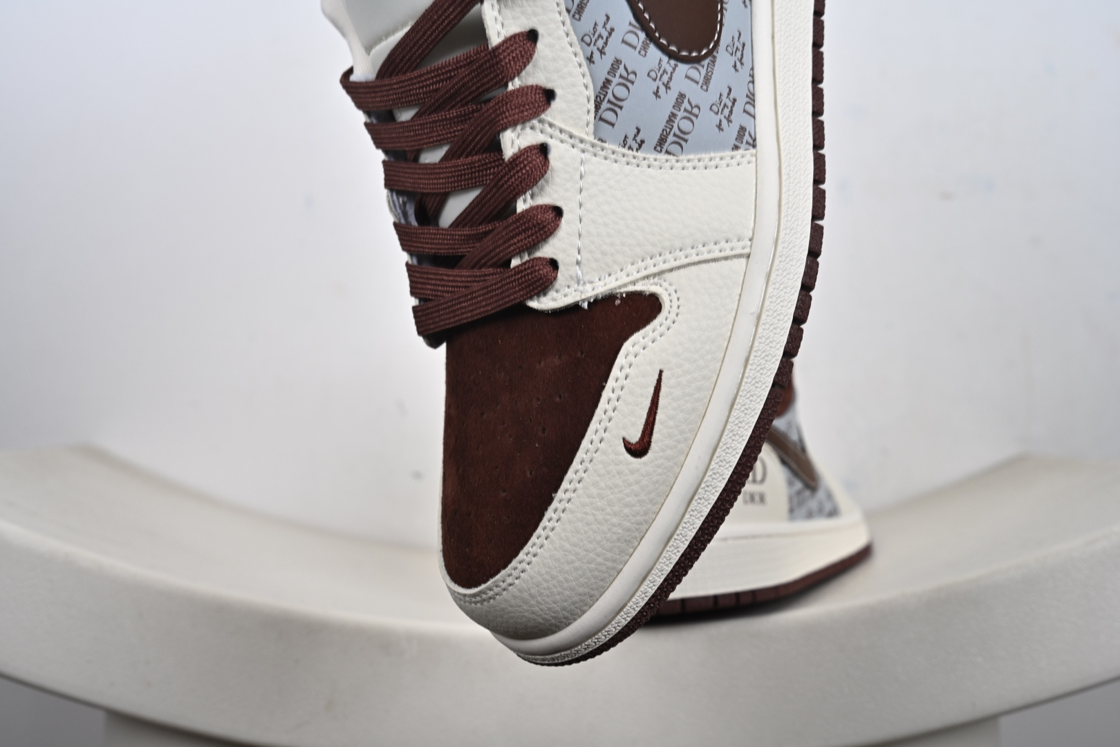 Nike Air Jordan 1 Low 定制配色 迪奥联名 定制AJ联名-高端定制 低帮复古文化板鞋 QD1988-009