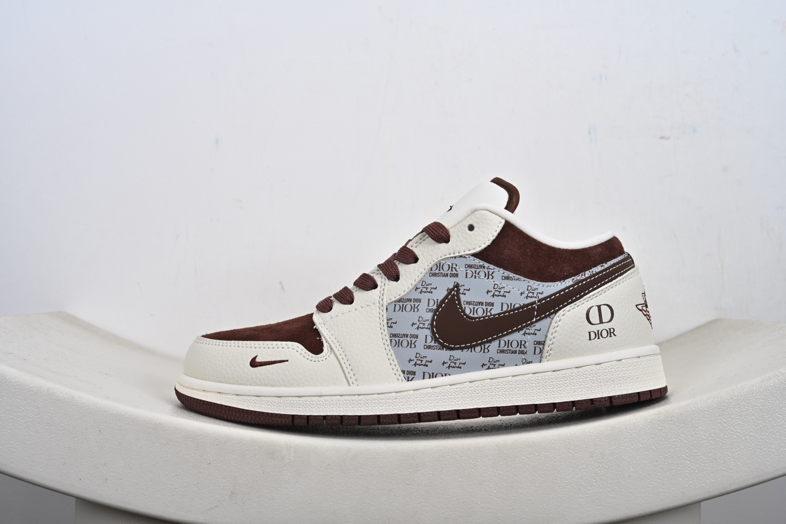 Nike Air Jordan 1 Low 定制配色 迪奥联名 定制AJ联名-高端定制 低帮复古文化板鞋 QD1988-009