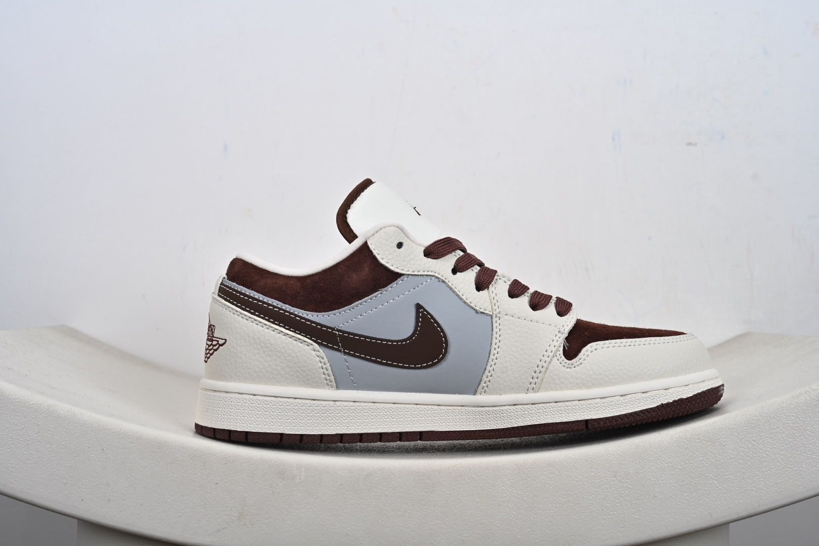 Nike Air Jordan 1 Low 定制配色 迪奥联名 定制AJ联名-高端定制 低帮复古文化板鞋 QD1988-009