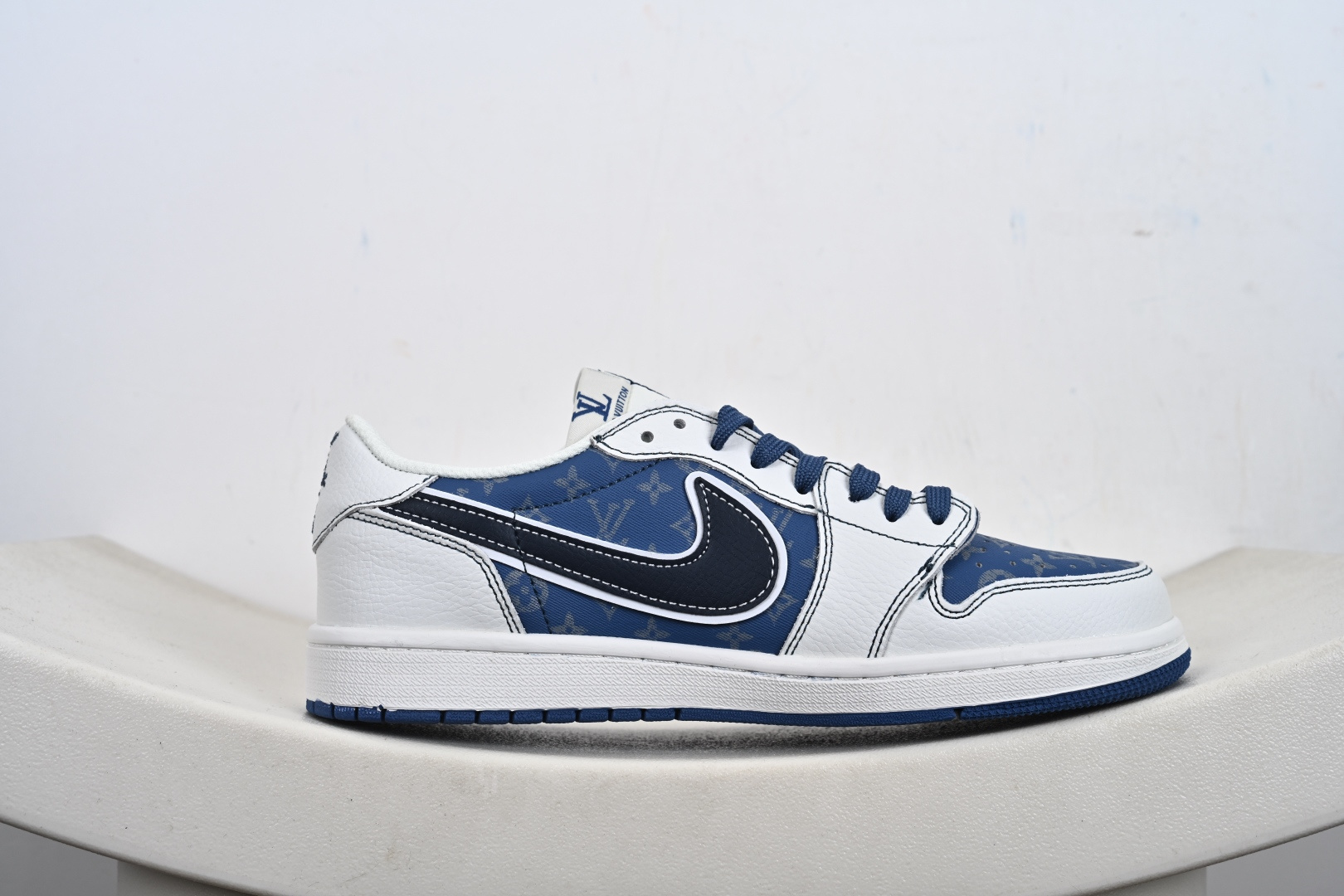 定制版乔丹Fragment x Travis Scott xDior Air Jordan 1 Low 三方联名倒钩 DZ5899-037