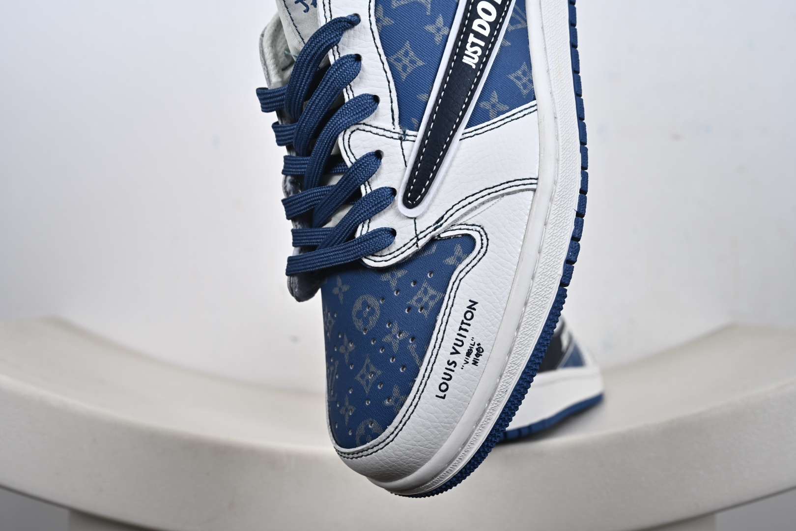 定制版乔丹Fragment x Travis Scott xDior Air Jordan 1 Low 三方联名倒钩 DZ5899-037