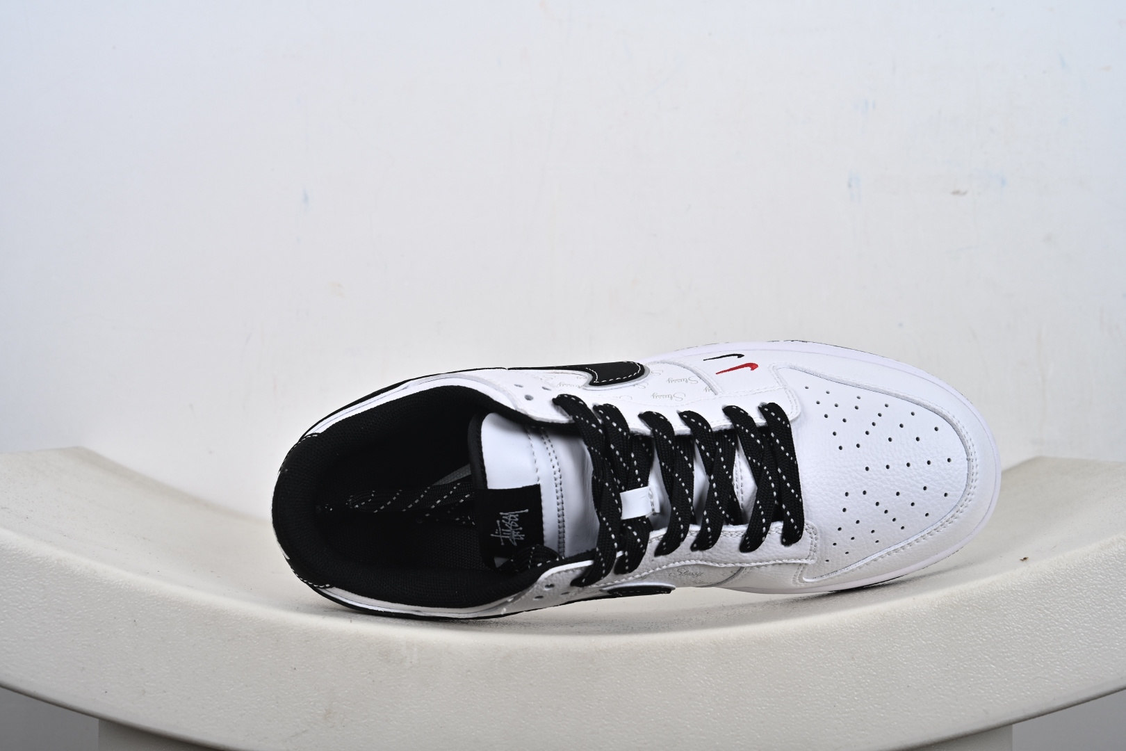 NIKE Dunk Low RETRO 联名款 CS1688-127