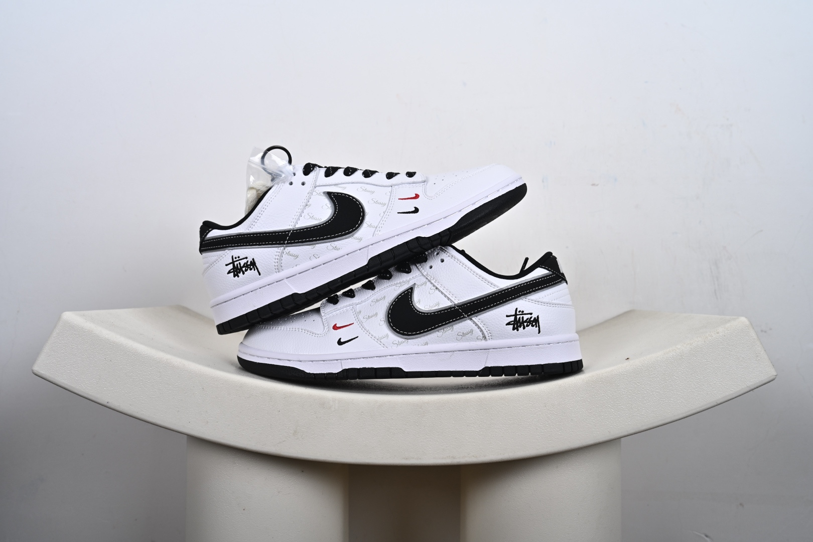 NIKE Dunk Low RETRO 联名款 CS1688-127