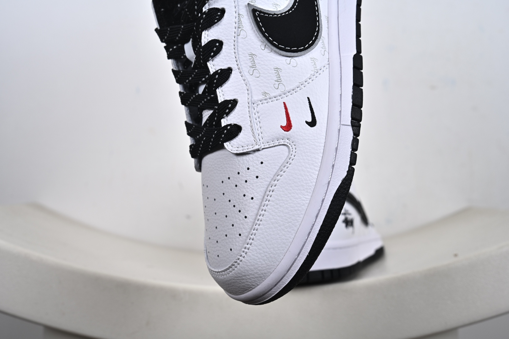 NIKE Dunk Low RETRO 联名款 CS1688-127