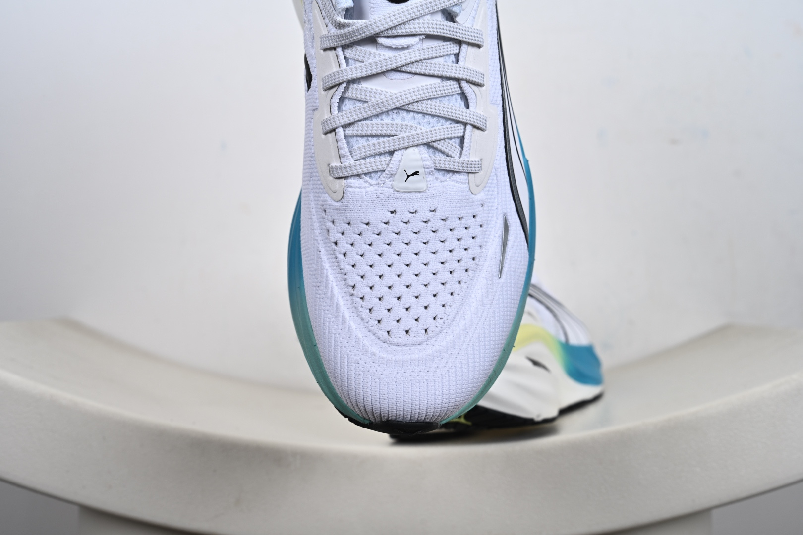 PUMA彪马Magnify Nitro 3 舒适百搭经典低帮跑步鞋 311046-04