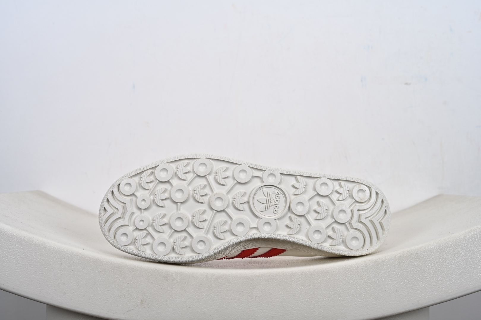 阿迪达斯/三叶草Adidas Originals Superstar 经典贝壳头系列低帮百搭休闲运动板鞋 DD6612