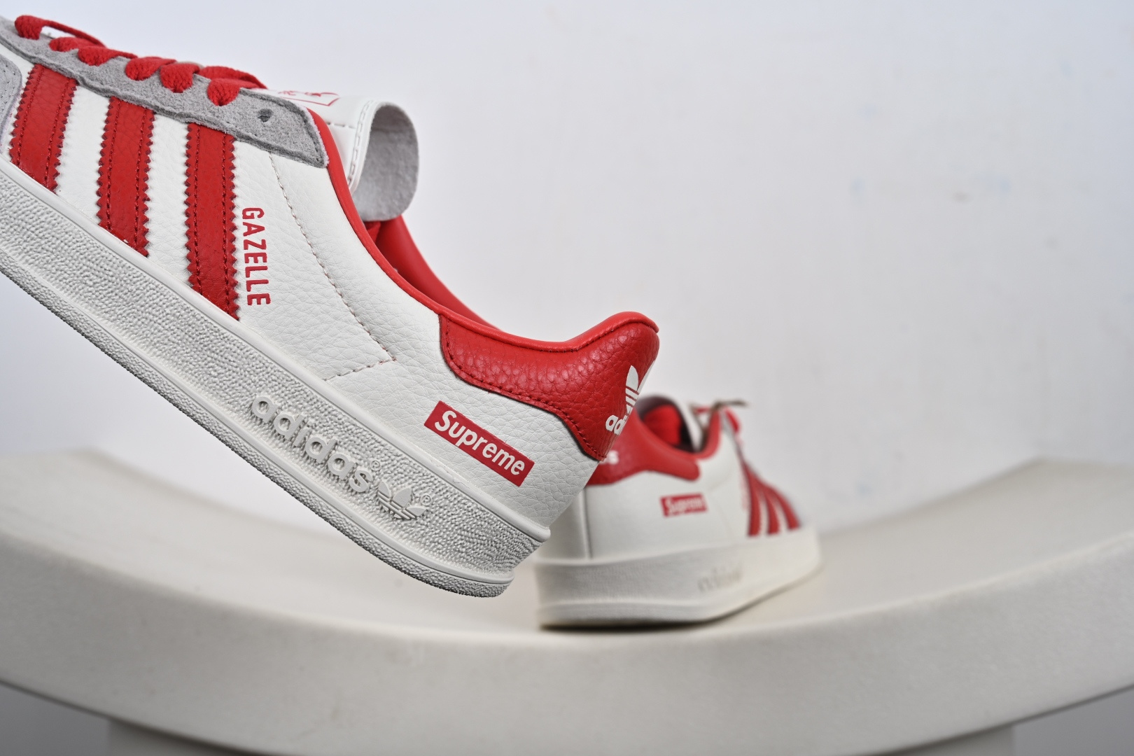 阿迪达斯/三叶草Adidas Originals Superstar 经典贝壳头系列低帮百搭休闲运动板鞋 DD6612