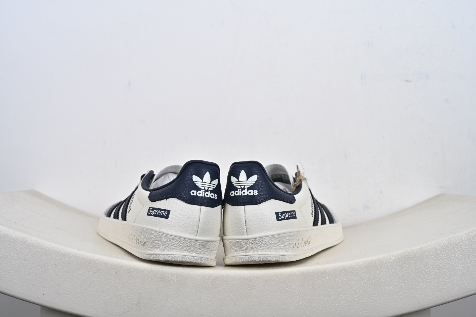 阿迪达斯/三叶草Adidas Originals Superstar 经典贝壳头系列低帮百搭休闲运动板鞋 DD6612 DD6611