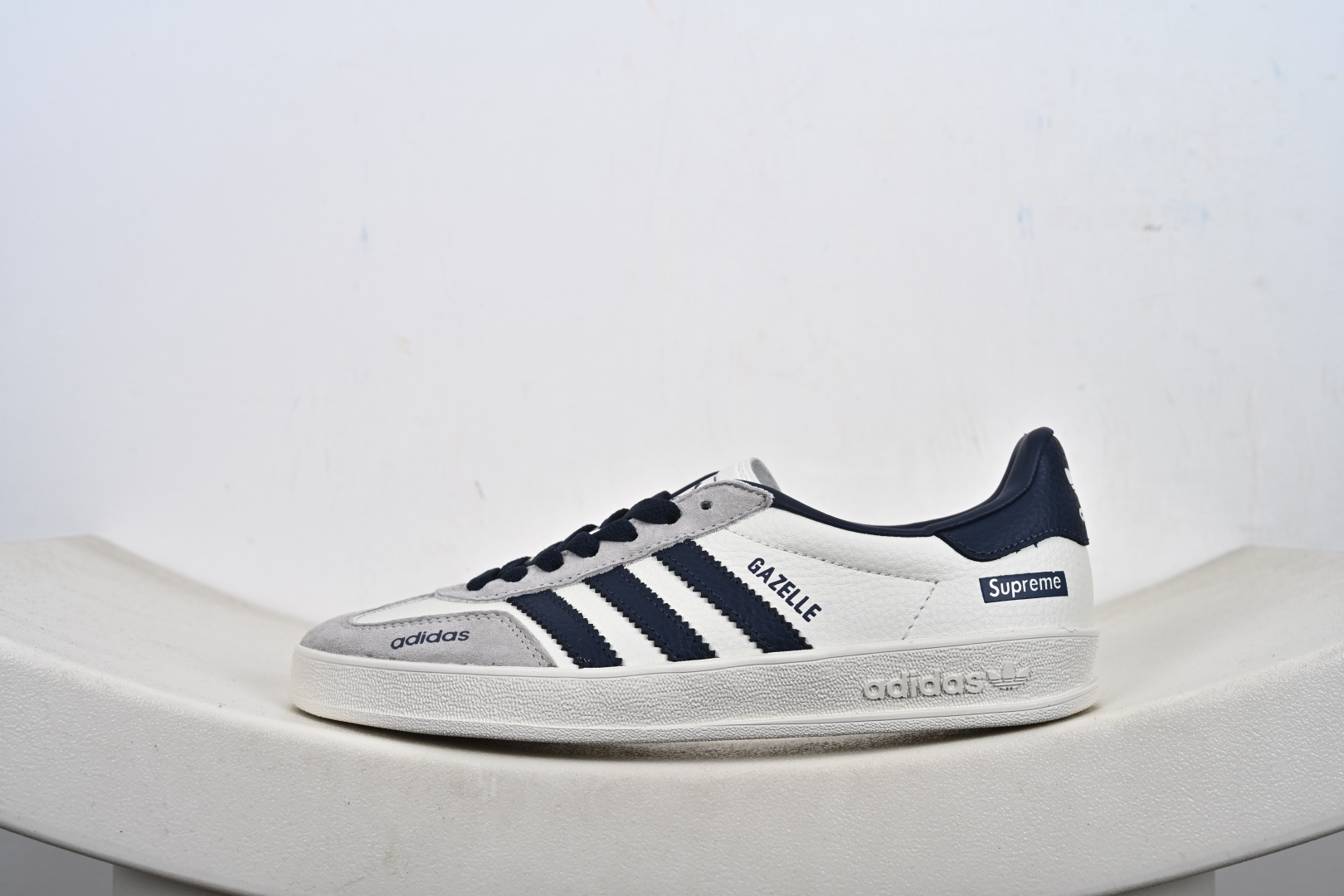 阿迪达斯/三叶草Adidas Originals Superstar 经典贝壳头系列低帮百搭休闲运动板鞋 DD6612 DD6611