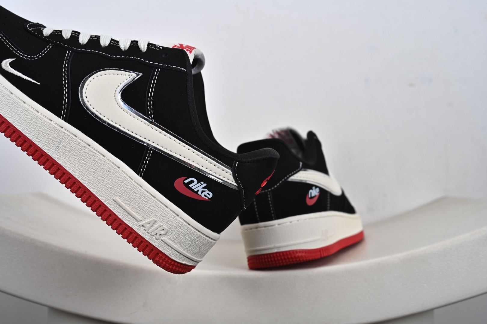 NIke Air Force 1 '07 Low 空军一号低帮 运动鞋 休闲鞋 DF0188-118