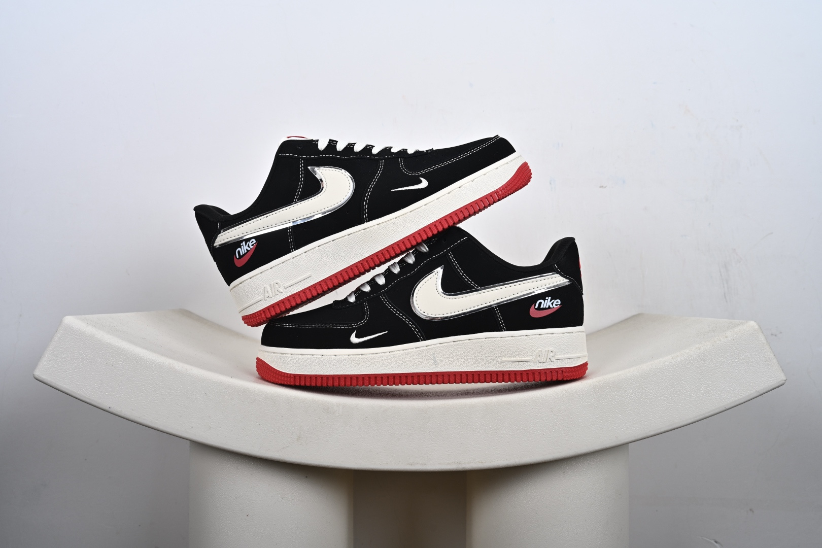 NIke Air Force 1 ’07 Low 空军一号低帮 运动鞋 休闲鞋 DF0188-118