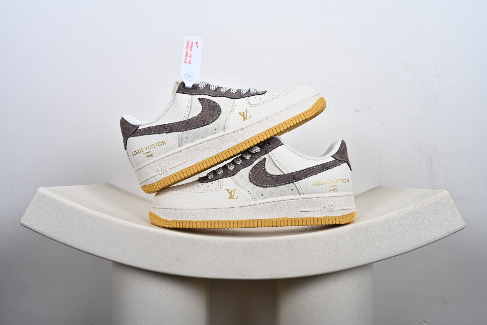 NIke Air Force 1 ’07 Low 空军一号低帮 运动鞋 休闲鞋 QW5606-262