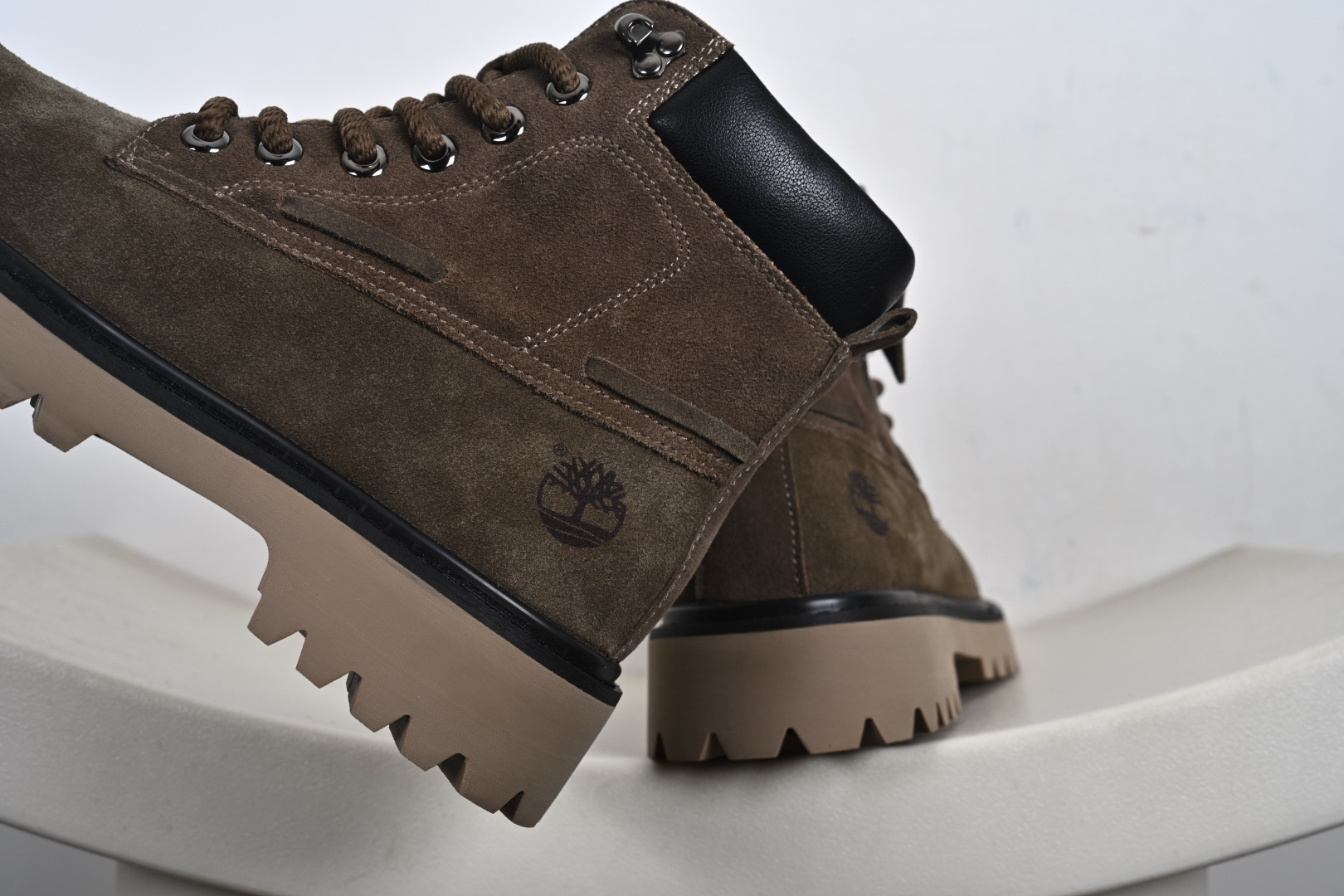 Timberland添柏岚/天伯伦 2025秋冬新品 （毛绒内里 保暖锁热） 秋冬必备户外休闲大黄靴系列 TB10052