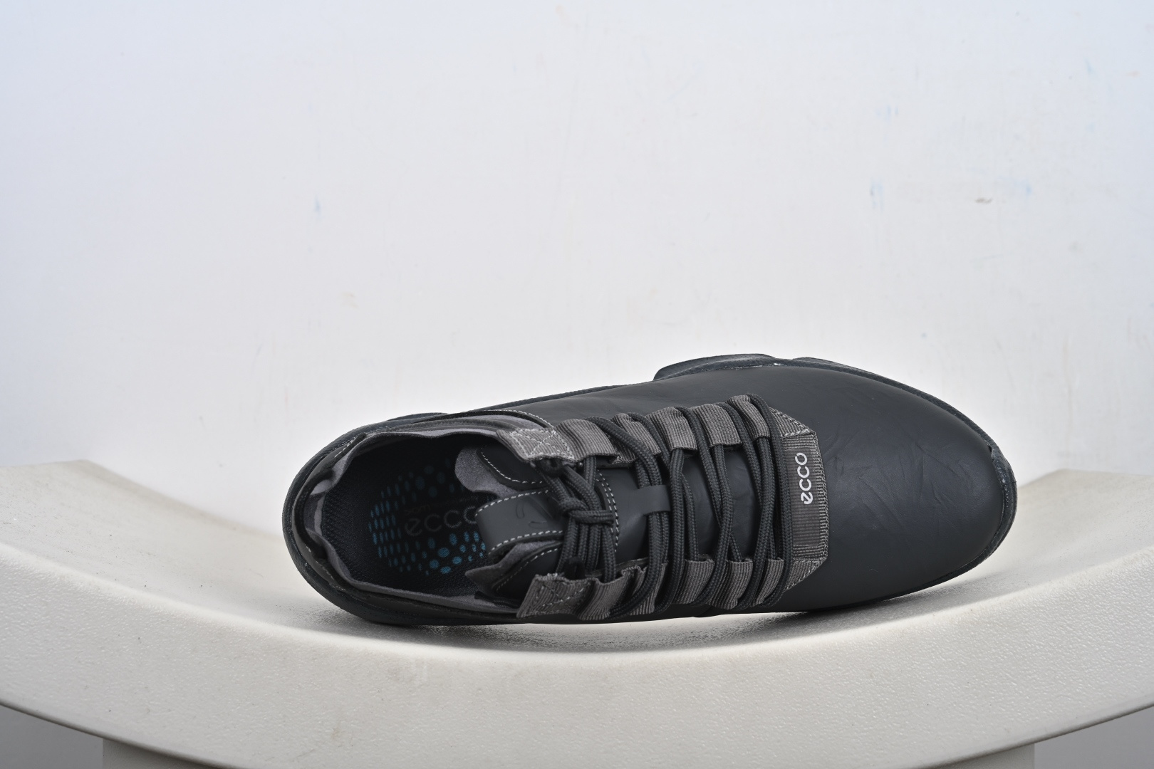 ECCO爱步跑步鞋百搭舒适 秋冬新款厚底休闲运动鞋男鞋