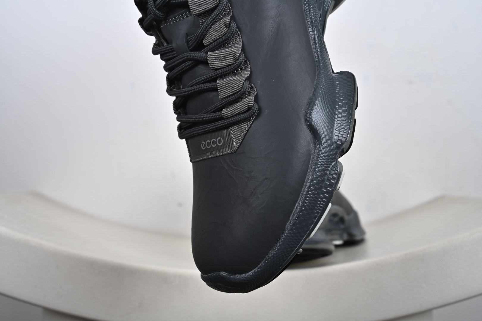 ECCO爱步跑步鞋百搭舒适 秋冬新款厚底休闲运动鞋男鞋