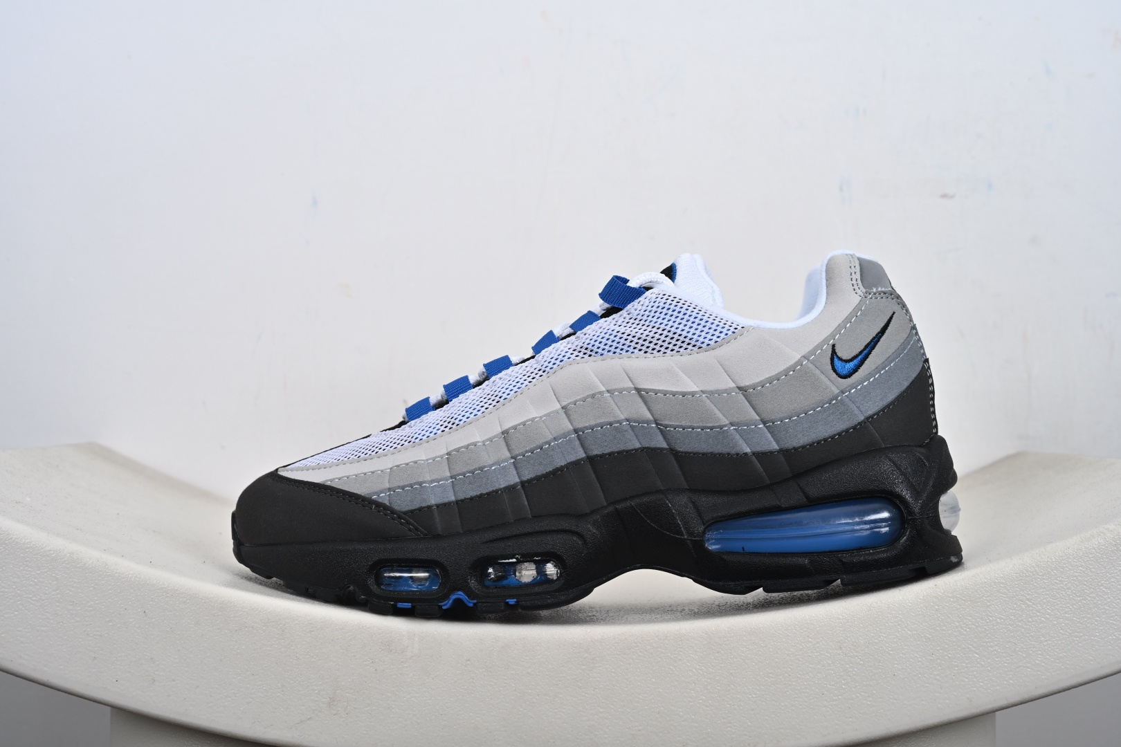 NIKE Air Max 95 纯原版本 潮流百搭 气垫缓震慢跑鞋 IM7410-100-Top High Quatity Cheap Sneakers Fashion Clothing Clothes Bags handbags Shoes of all Brand wholesale With The best Quality And Beautiful Price from China Factory Chinese suppliers wholesaler seller NIKE Air Max 95 纯原版本 潮流百搭 气垫缓震慢跑鞋 IM7410-100