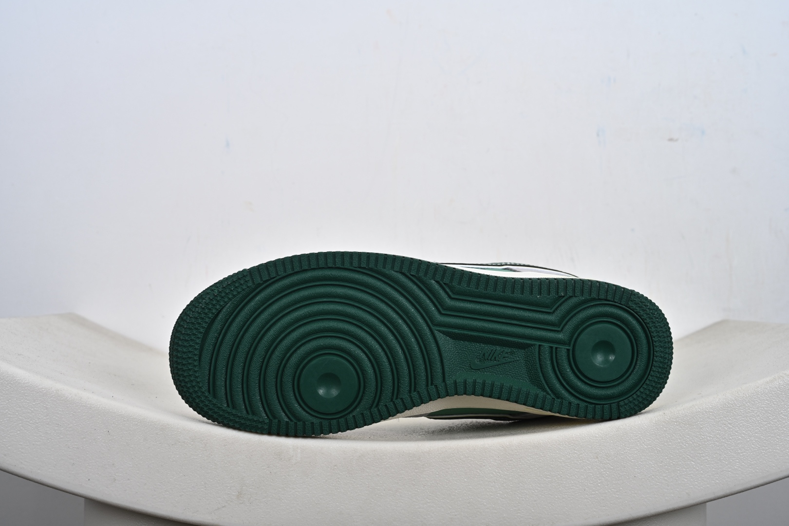 NIke Air Force 1 ‘07 Low “斯图西联名——绿灰猪八”空军一号 低帮 运动鞋 SS1979-007