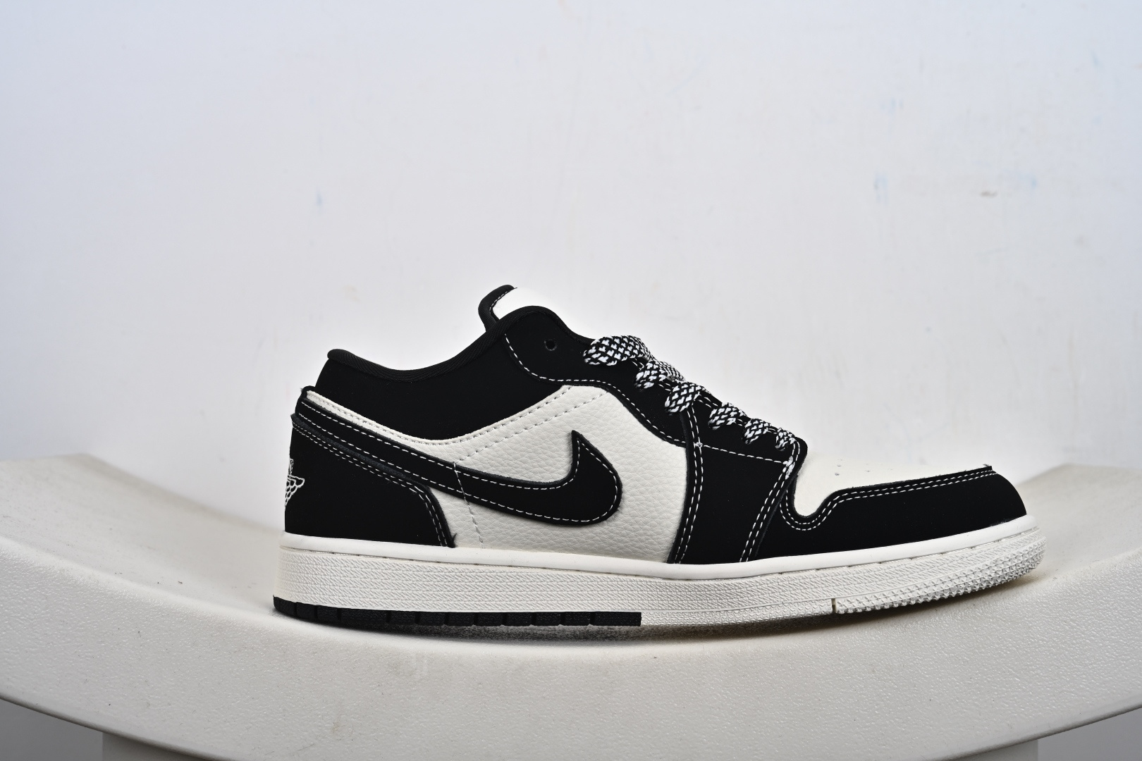 Nike Air Jordan 1 Low 联名款 AJ1乔1低帮休闲板鞋 QL1988-002