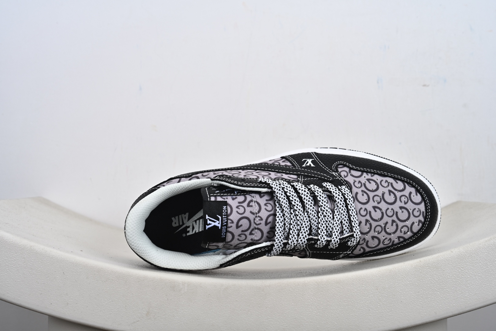 Nike Air Jordan 1 x Travis Scott AJ1倒勾 乔一倒钩 ‘DIY’定制 耐克 低帮文化篮球鞋 DZ5899-041