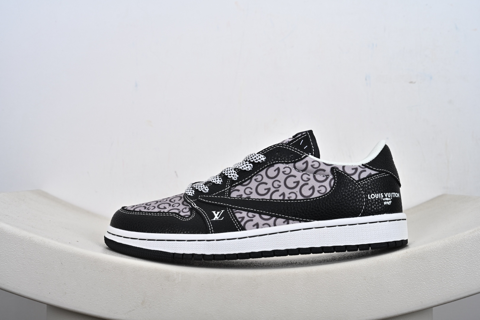 Nike Air Jordan 1 x Travis Scott AJ1倒勾 乔一倒钩 ‘DIY’定制 耐克 低帮文化篮球鞋 DZ5899-041