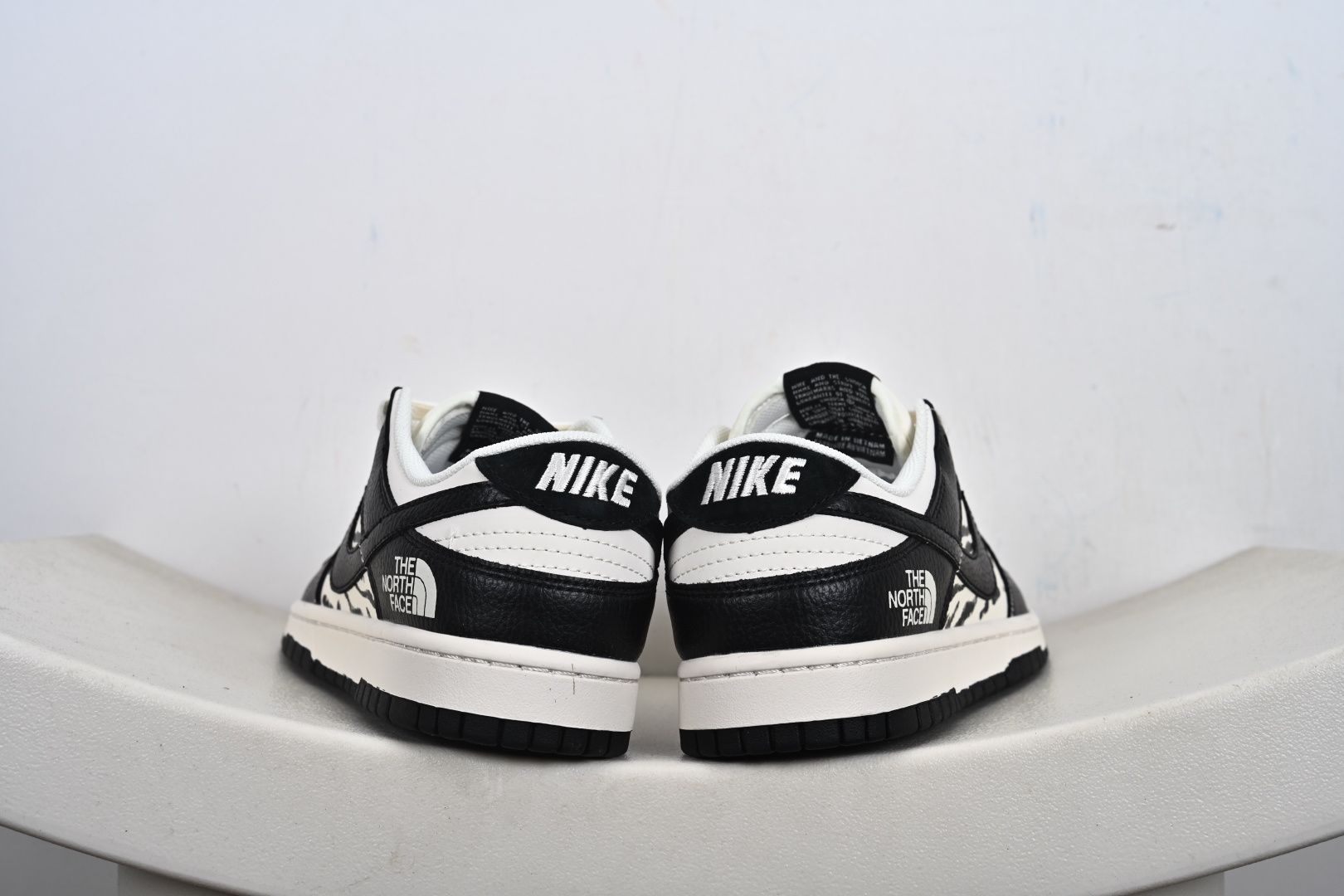 Nike SB Dunk Low 北面联名 QW5836-028