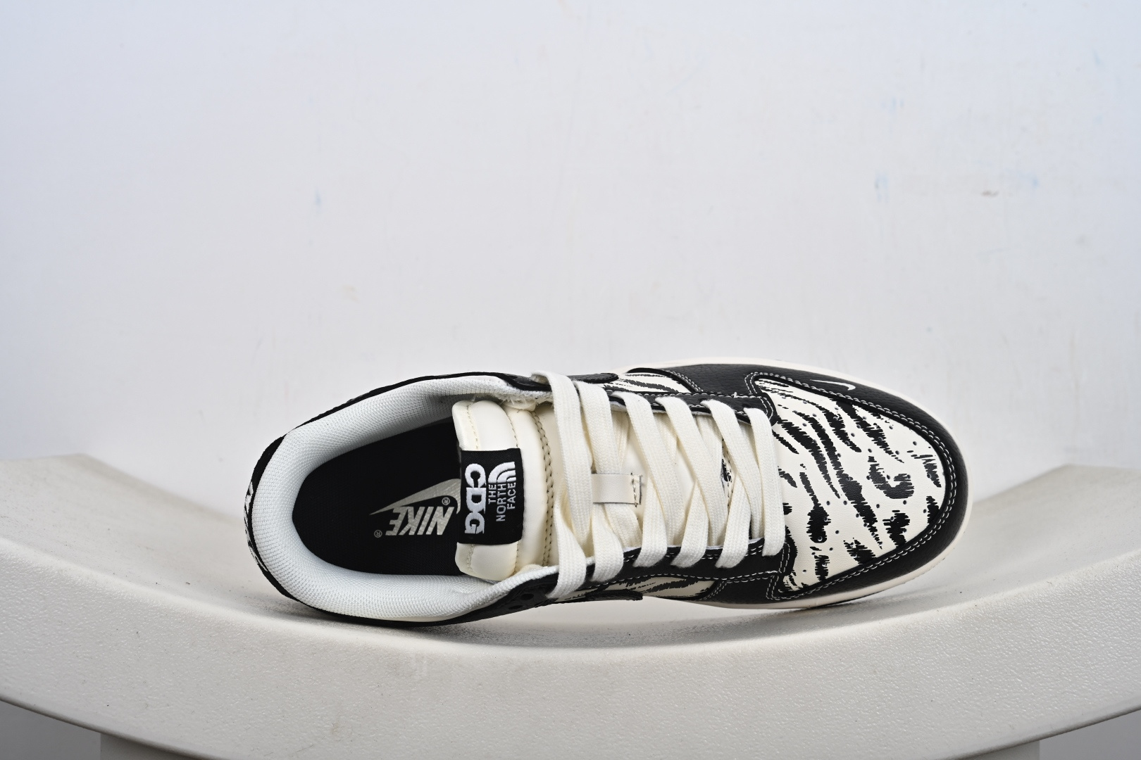 Nike SB Dunk Low 北面联名 QW5836-028